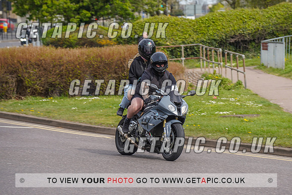 RS2204_4613