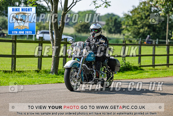 PR2506-01809_LOGO_ON_PHOTO