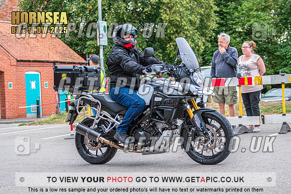 TW2508-1735_LOGO_ON_PHOTO