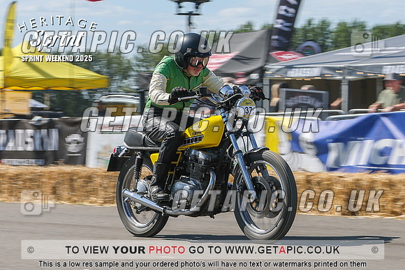 GP2508-6017-C_LOGO_ON_PHOTO