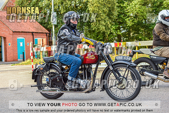 TW2508-013_LOGO_ON_PHOTO