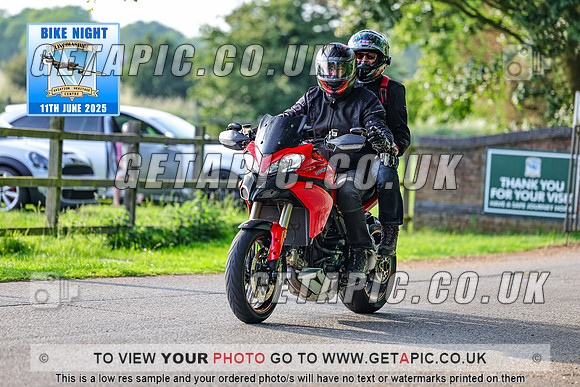 PR2506-07133_LOGO_ON_PHOTO