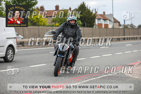 GP2505-025_LOGO_ON_PHOTO
