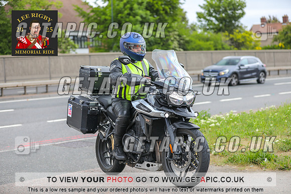GP2505-011_LOGO_ON_PHOTO