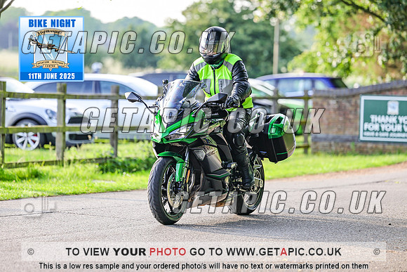 PR2506-07924_LOGO_ON_PHOTO