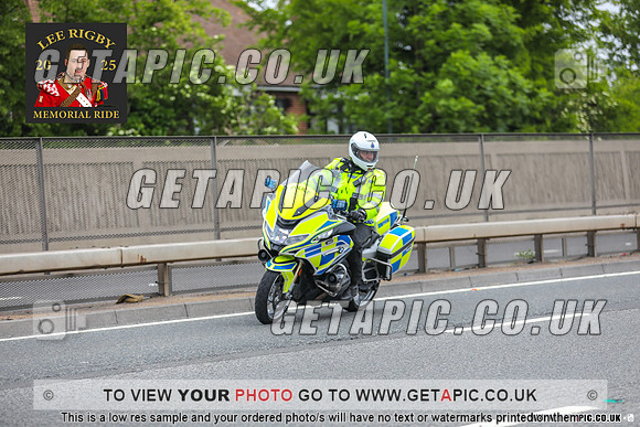 GP2505-113_LOGO_ON_PHOTO