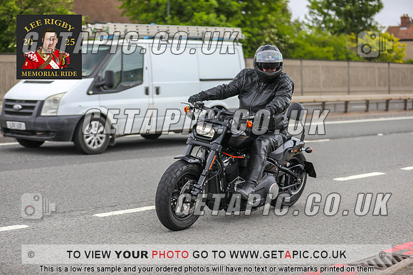 GP2505-007_LOGO_ON_PHOTO