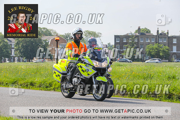 GP2405-3584_LOGO_ON_PHOTO