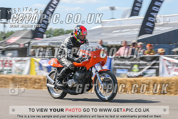 GP2508-6428_LOGO_ON_PHOTO