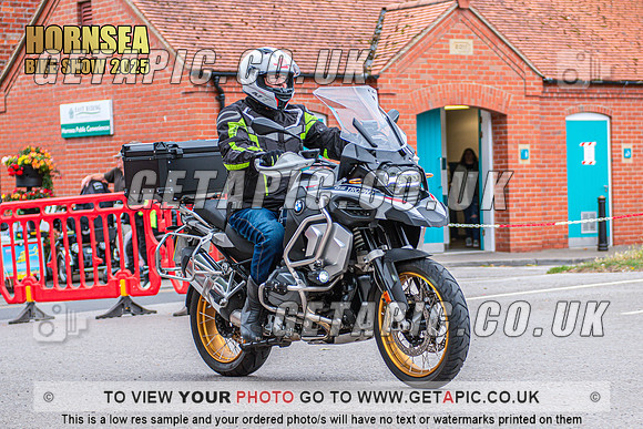 TW2508-1713_LOGO_ON_PHOTO