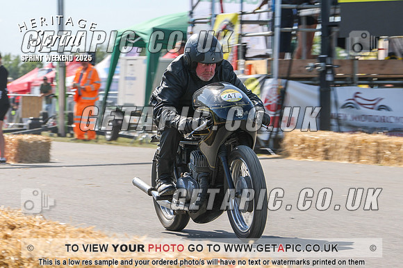 GP2508-6412-C_LOGO_ON_PHOTO