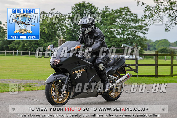 PR2406-06529-C_LOGO_ON_PHOTO