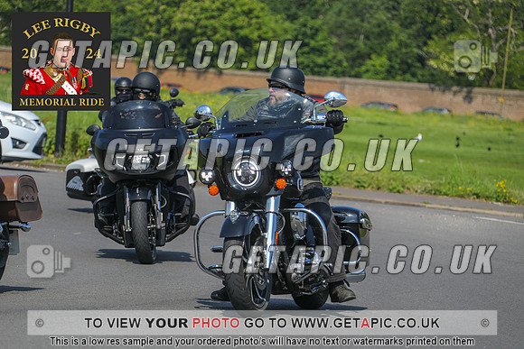 GP2405-4058_LOGO_ON_PHOTO