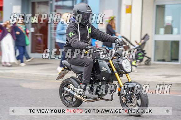 RS2205_2151