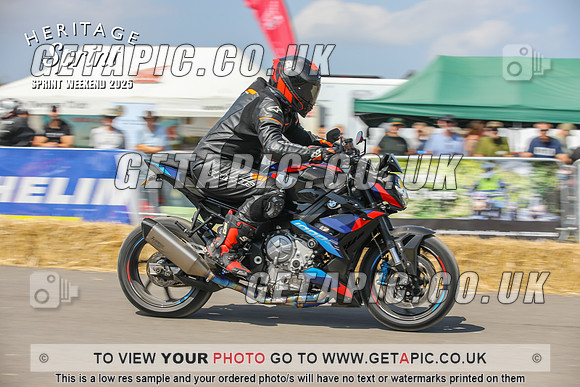 PP2508-4044_LOGO_ON_PHOTO
