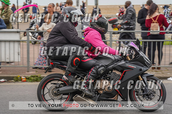 RS2205_13829
