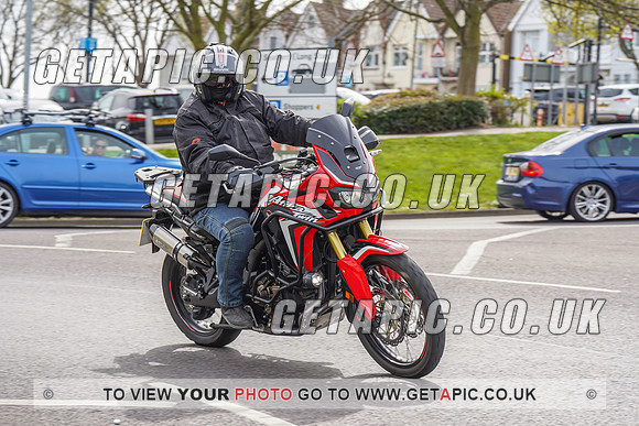 RS2204_10030