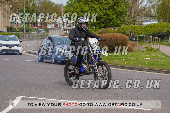 RS2204_5510