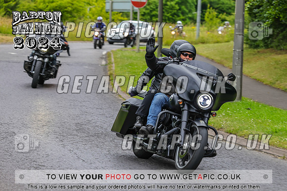 PR2407-4875_LOGO_ON_PHOTO