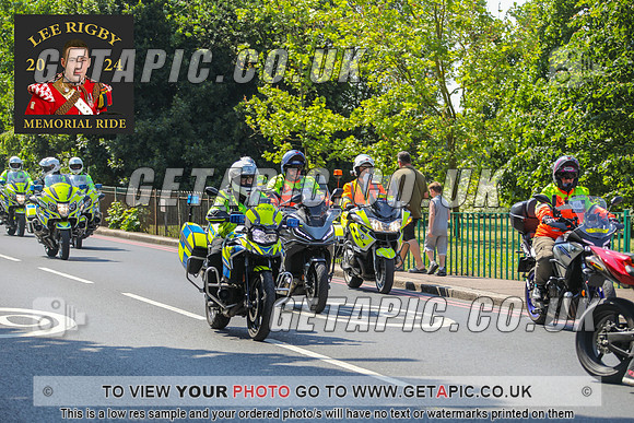 GP2405-5223_LOGO_ON_PHOTO