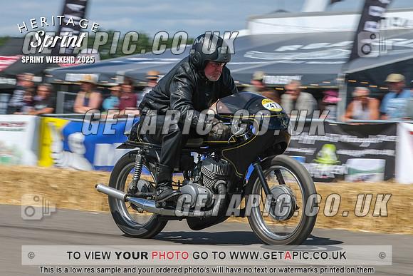 GP2508-3945-C_LOGO_ON_PHOTO