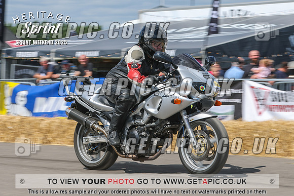 GP2508-4105-C_LOGO_ON_PHOTO