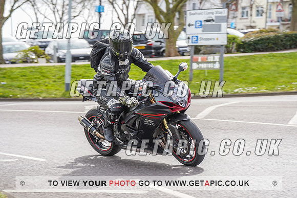 RS2204_10037