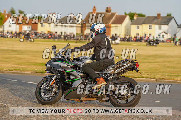 RS2207_9137