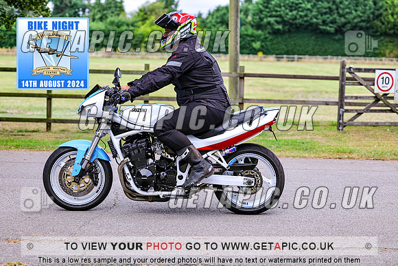 PR2408-11775_LOGO_ON_PHOTO