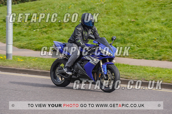 RS2204_3963