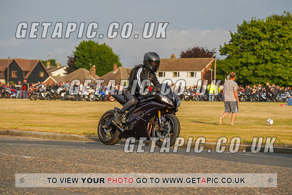RS2207_8726