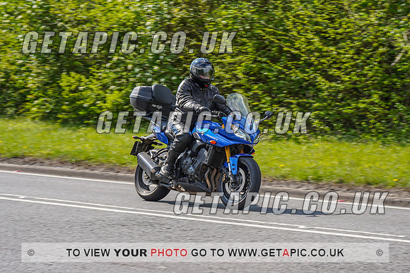 RS2204_12561