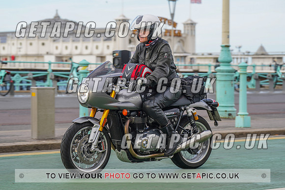 RS2209_1050