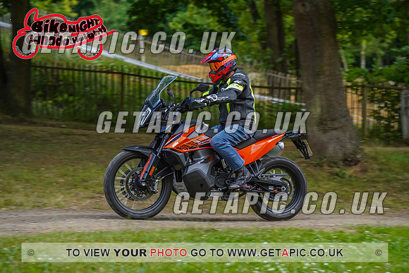 RS2207_1516_WITH_LOGO