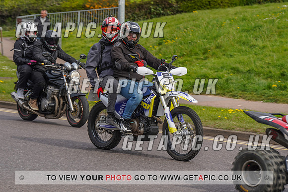 RS2204_4639