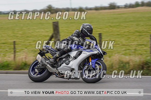 RS2203_6751