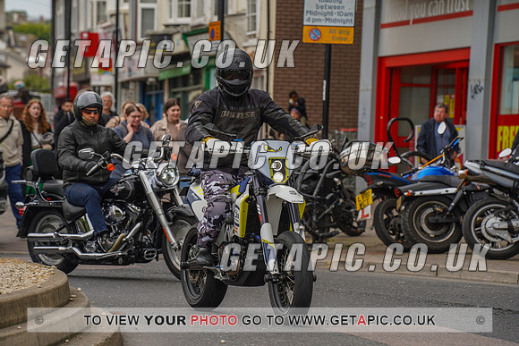 RS2205_2616
