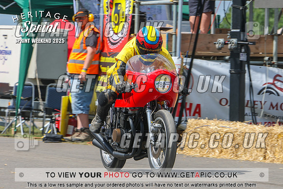 GP2508-4196-C_LOGO_ON_PHOTO