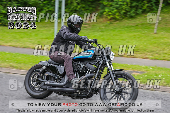 PR2407-4874_LOGO_ON_PHOTO