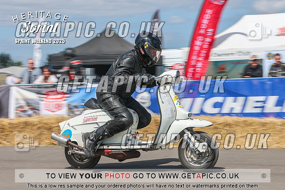GP2508-4301_LOGO_ON_PHOTO