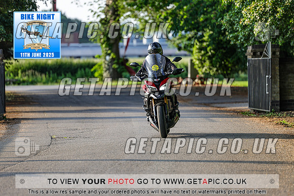 PR2506-08801_LOGO_ON_PHOTO