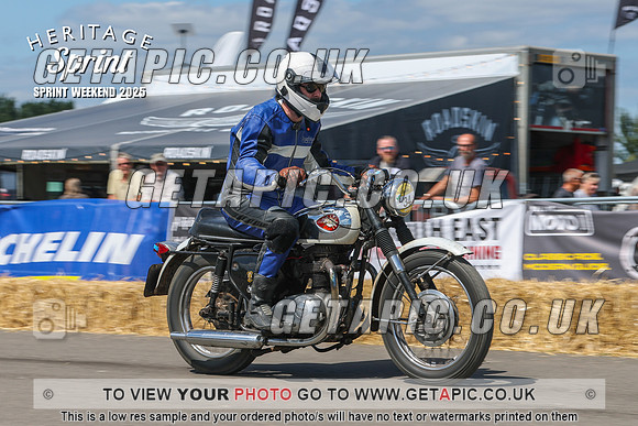 GP2508-4444-C_LOGO_ON_PHOTO