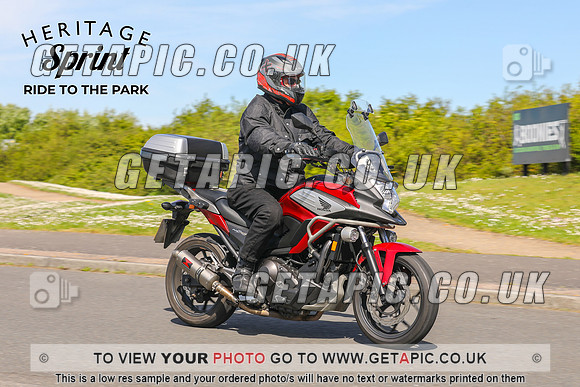 GP2405-0606-C_LOGO_ON_PHOTO