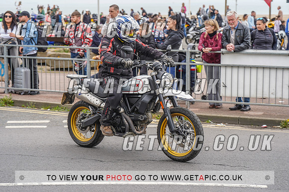 RS2205_13483