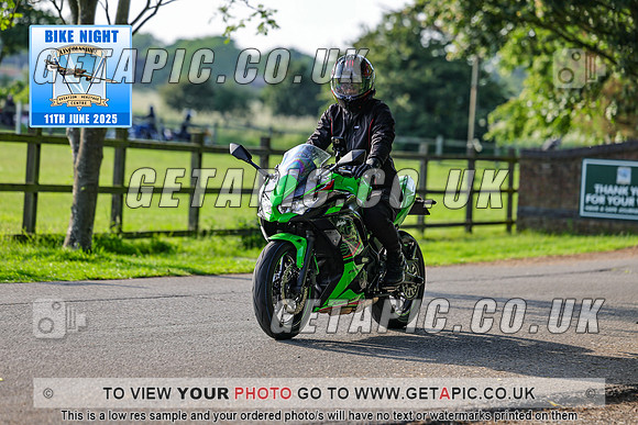 PR2506-06156_LOGO_ON_PHOTO