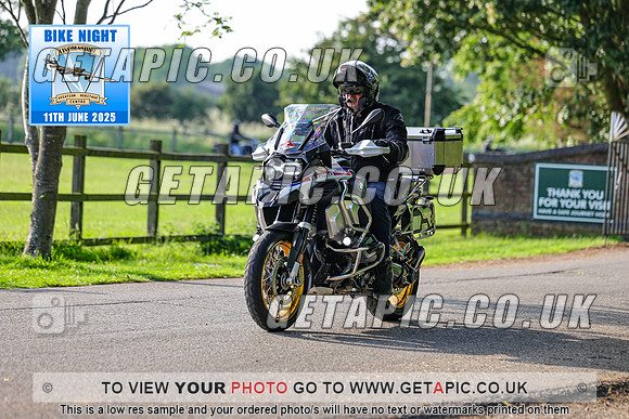 PR2506-06141_LOGO_ON_PHOTO
