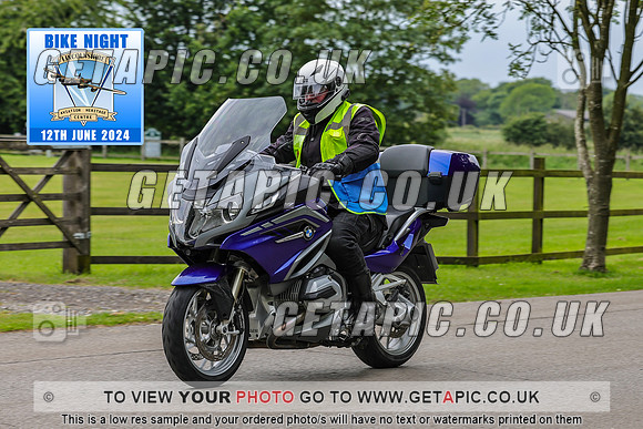 PR2406-03074-C_LOGO_ON_PHOTO