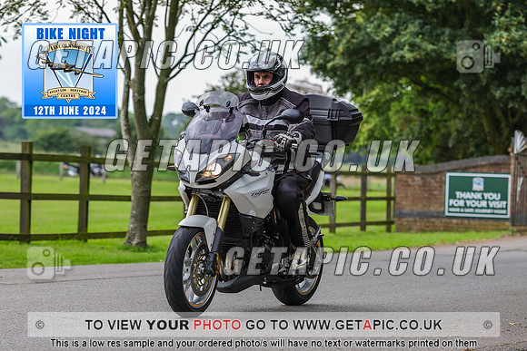 PR2406-05809-C_LOGO_ON_PHOTO
