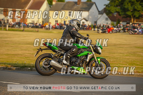 RS2207_9024