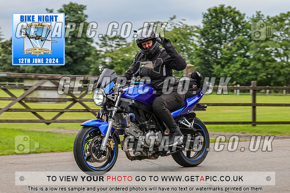 PR2406-03639-C_LOGO_ON_PHOTO
